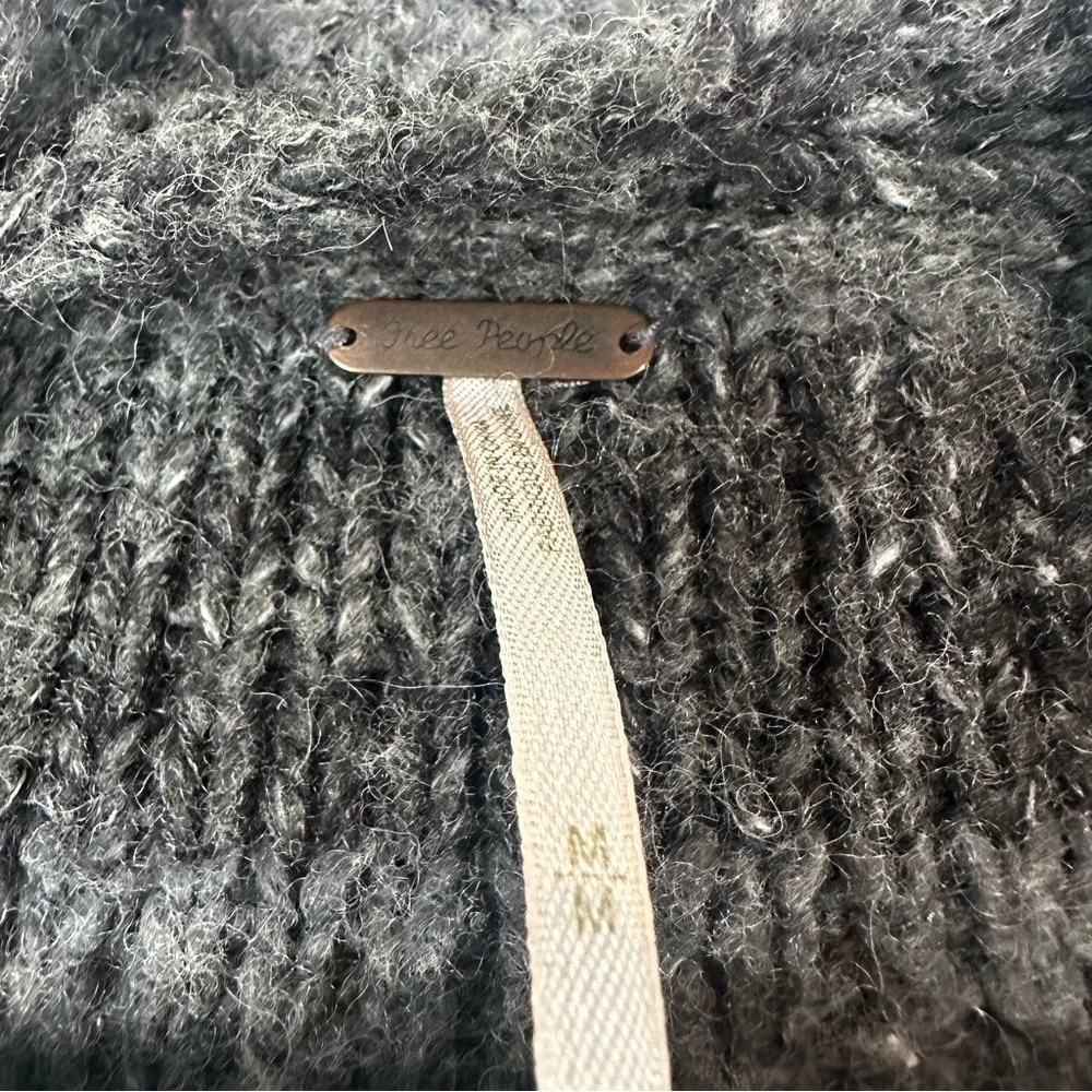 Free People Women’s Wool Alpaca Chunky Knit Sweater Cardigan Gray Striped Medium